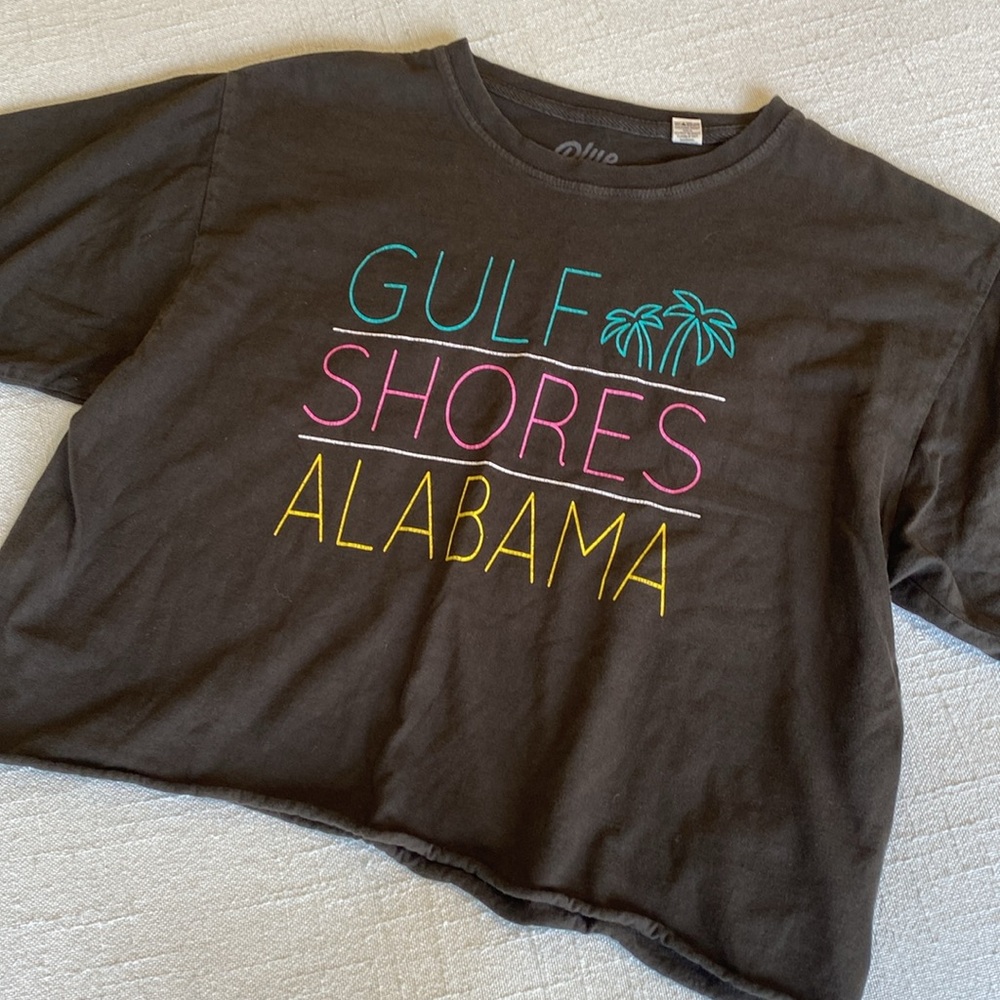 🌼 Blue 84 crop t-shirt Gulf Shores Alabama